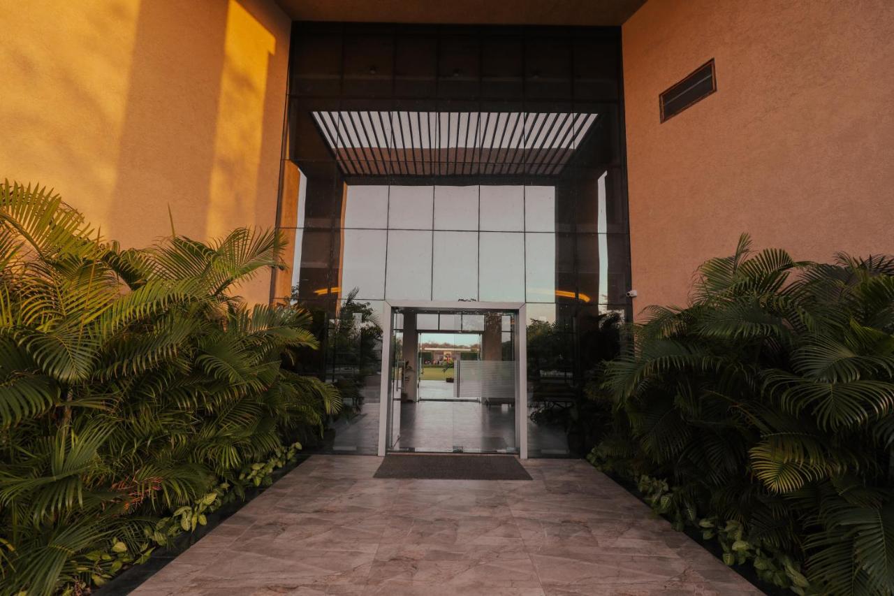 Club Heaven Palanpur Hotel Exterior foto