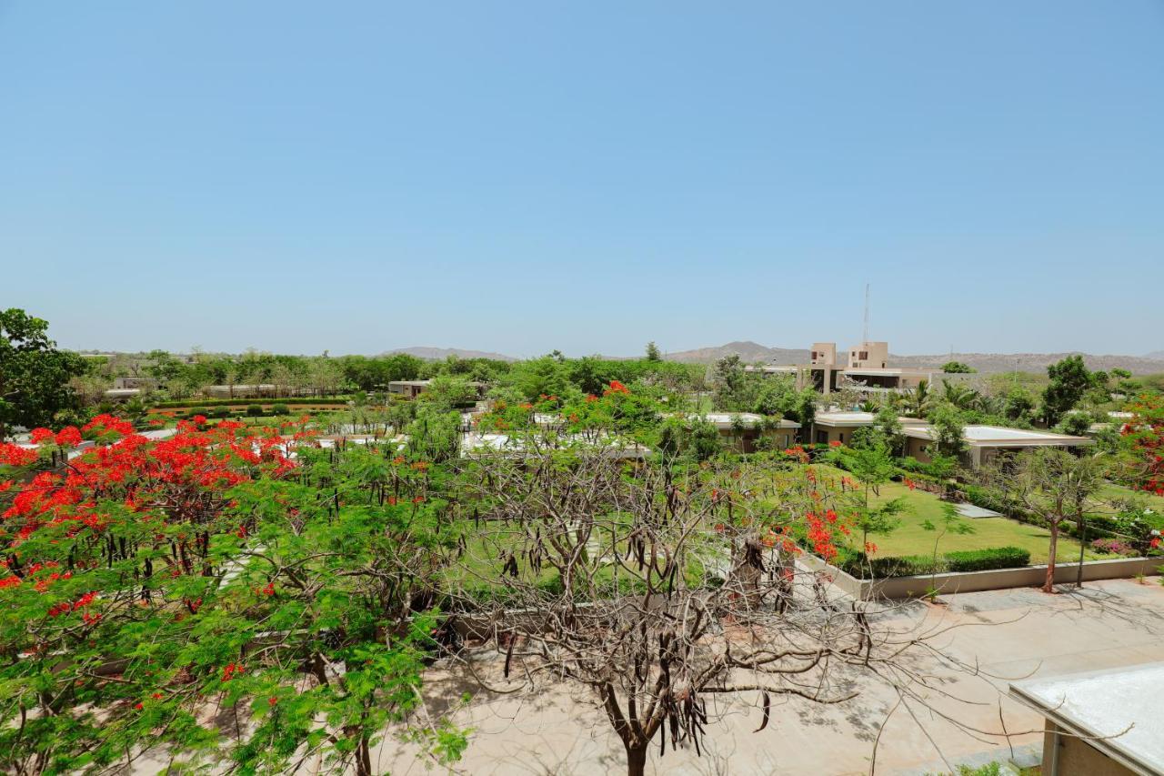 Club Heaven Palanpur Hotel Exterior foto